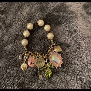 betsy johnson bracelet